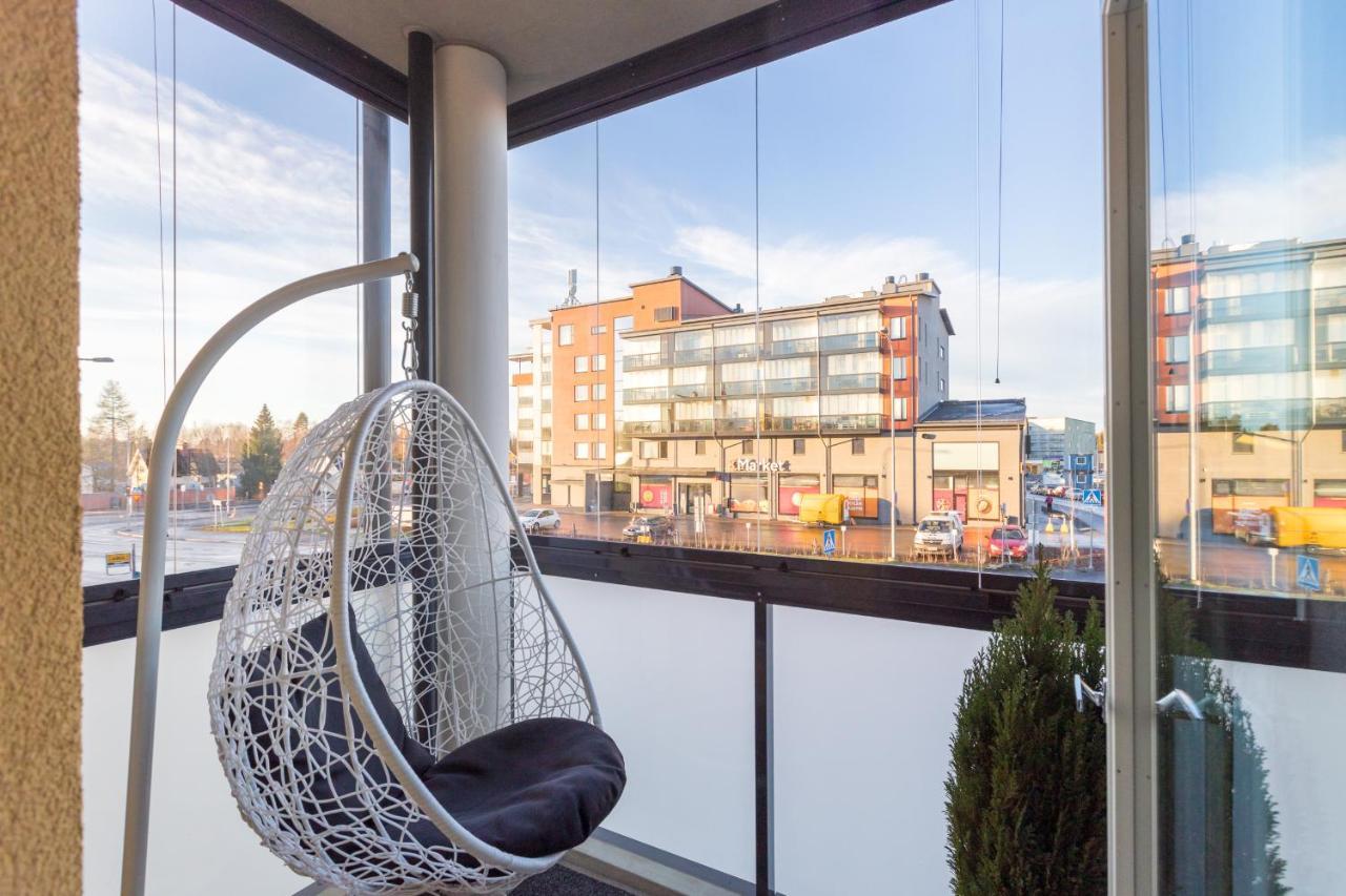 Valoisa Parvekkeellinen Kaksio, Oma Parkkipaikka Apartment Tampere Exterior photo