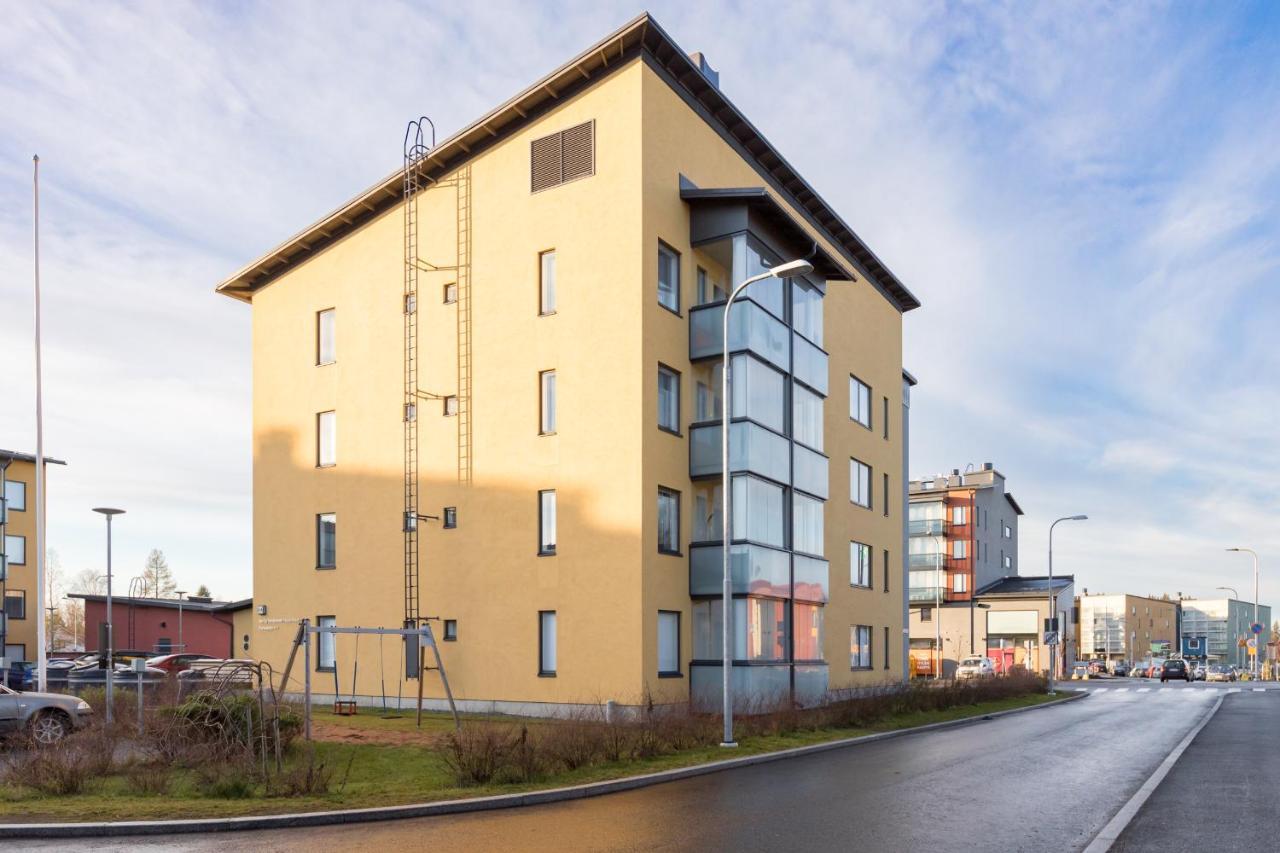 Valoisa Parvekkeellinen Kaksio, Oma Parkkipaikka Apartment Tampere Exterior photo