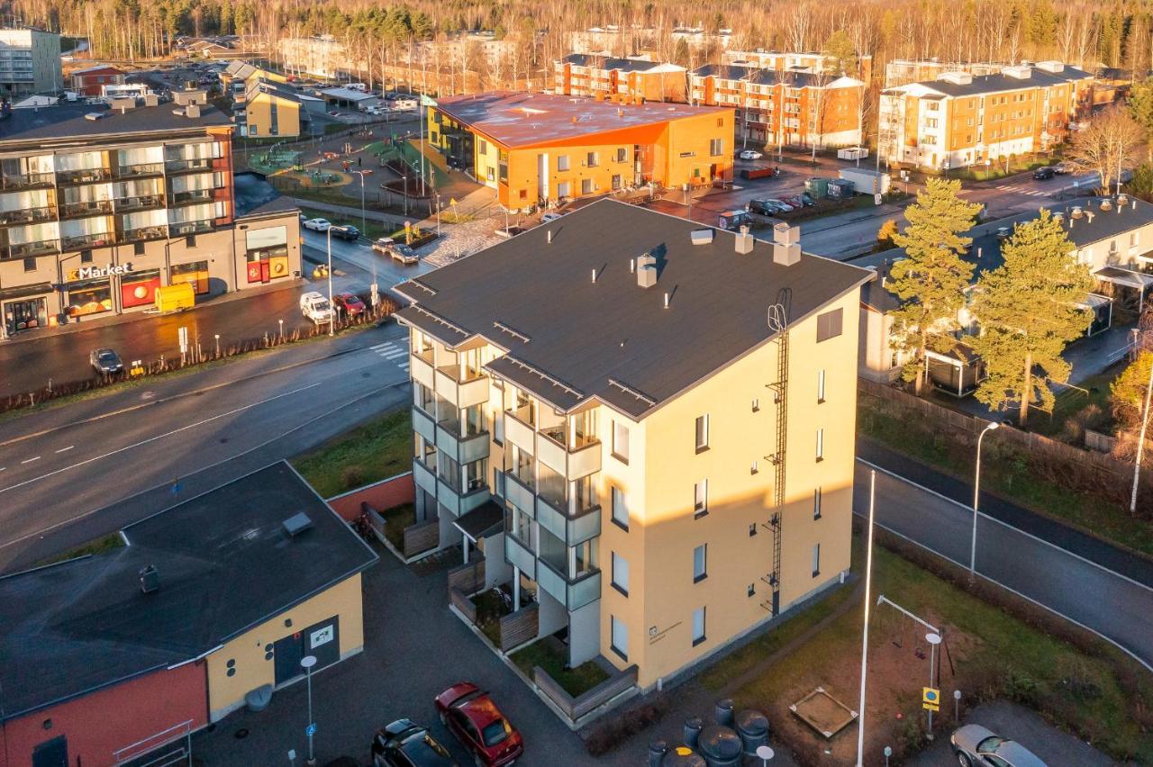 Valoisa Parvekkeellinen Kaksio, Oma Parkkipaikka Apartment Tampere Exterior photo